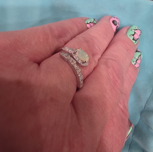 Opal Ring - Picture 6 of 8